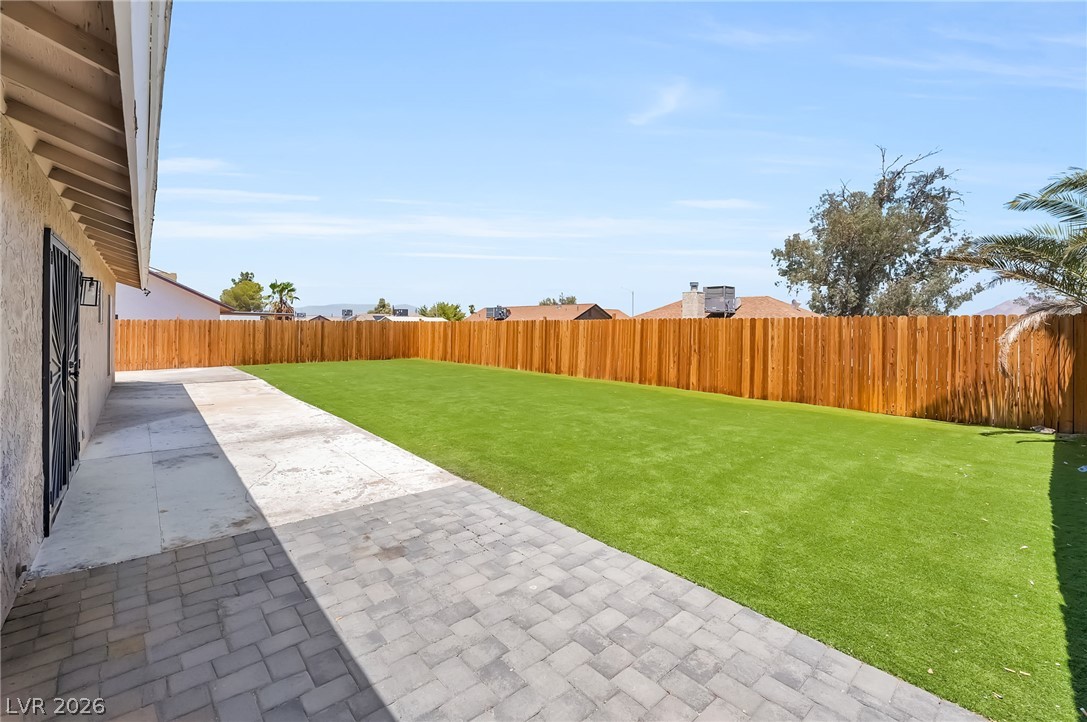 525 Zuber Avenue Property Photo 14