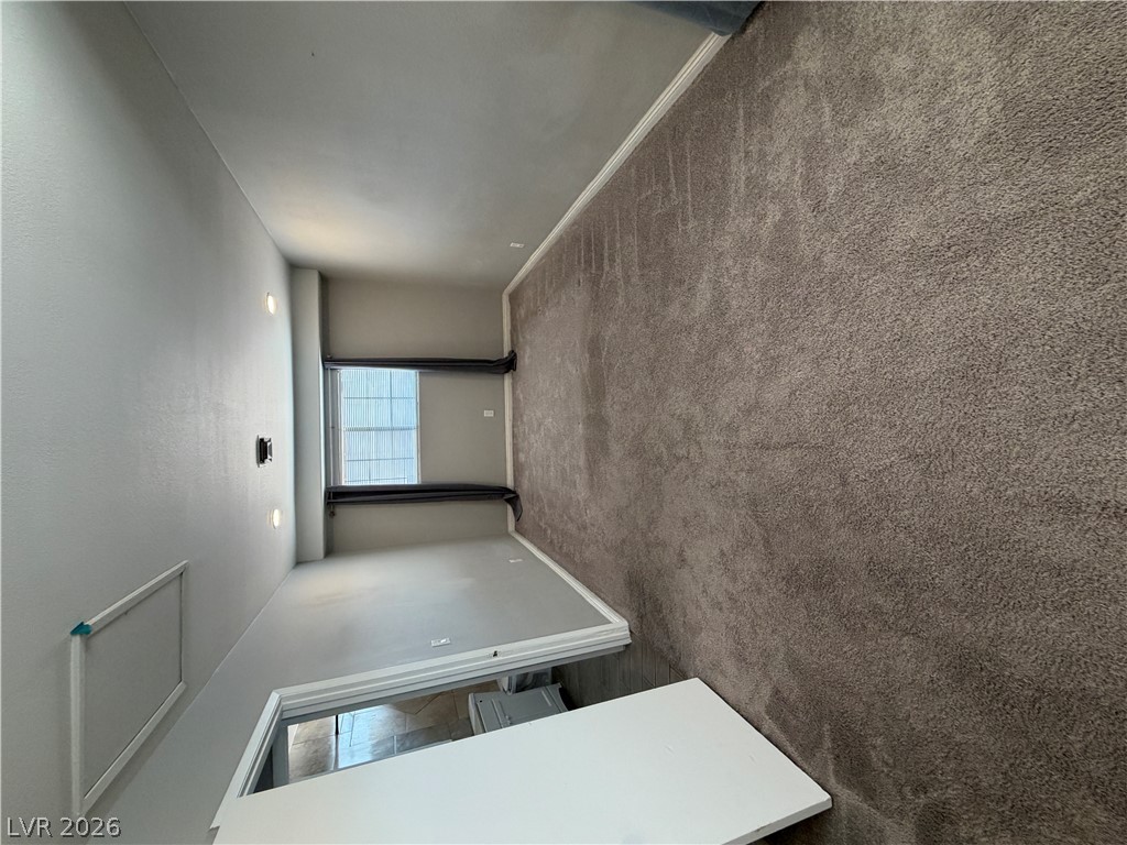 2820 South Sandhill Road A Property Photo 25