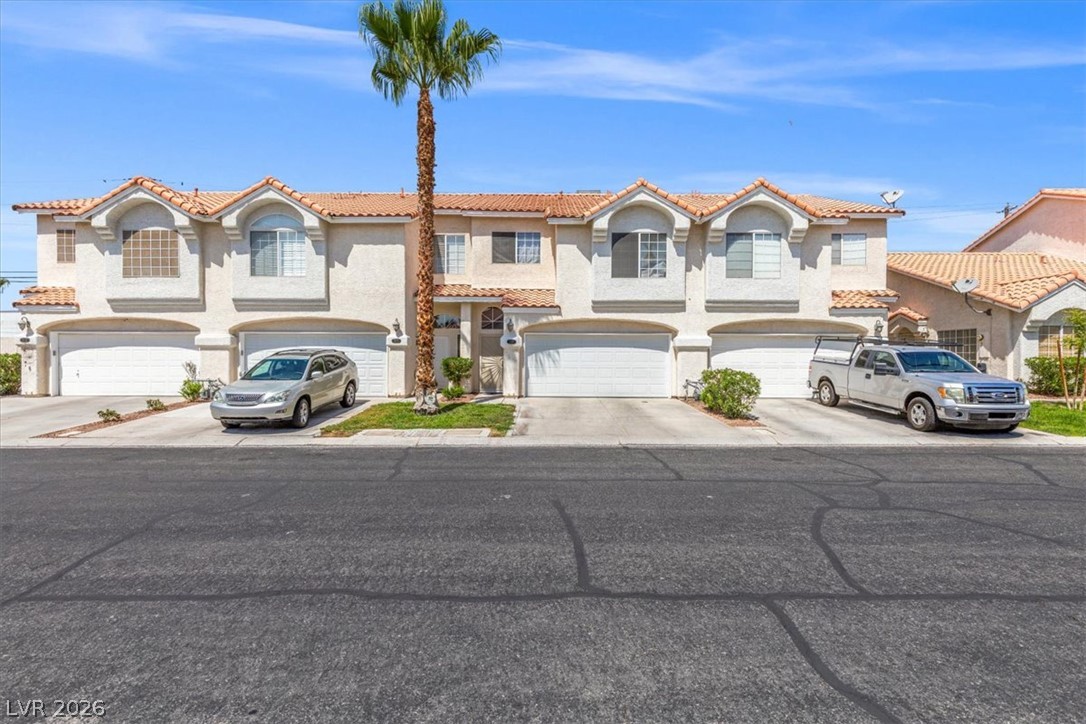 5267 Sunny Beach Lane Property Photo 2