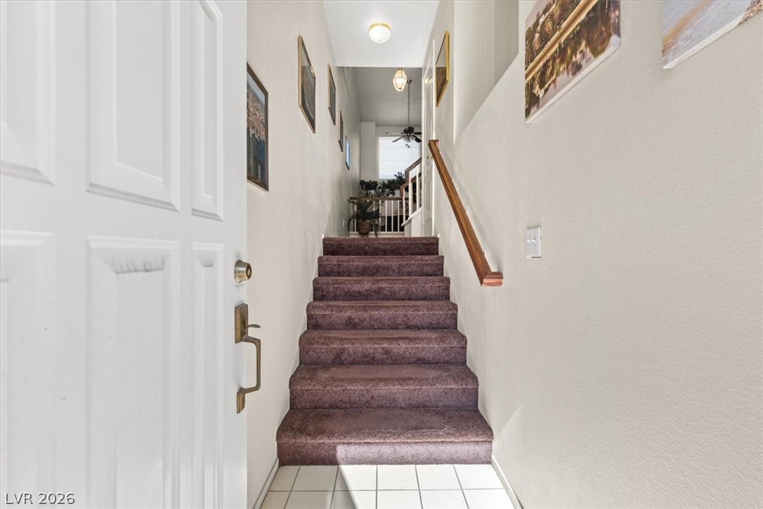 5267 Sunny Beach Lane Property Photo 4