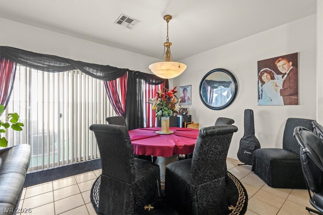 5267 Sunny Beach Lane Property Photo 8