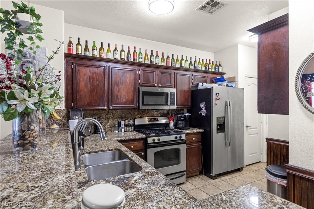 5267 Sunny Beach Lane Property Photo 13