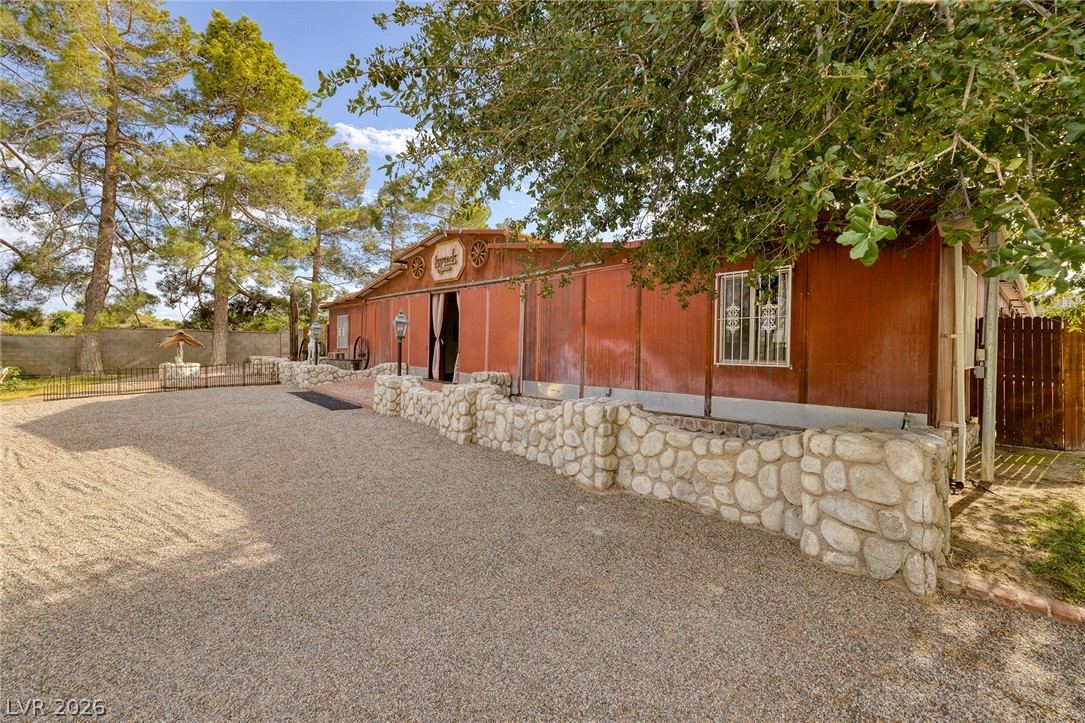 8213 Rancho Destino Road Property Photo 8
