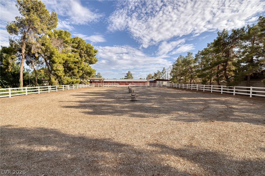 8213 Rancho Destino Road Property Photo 18