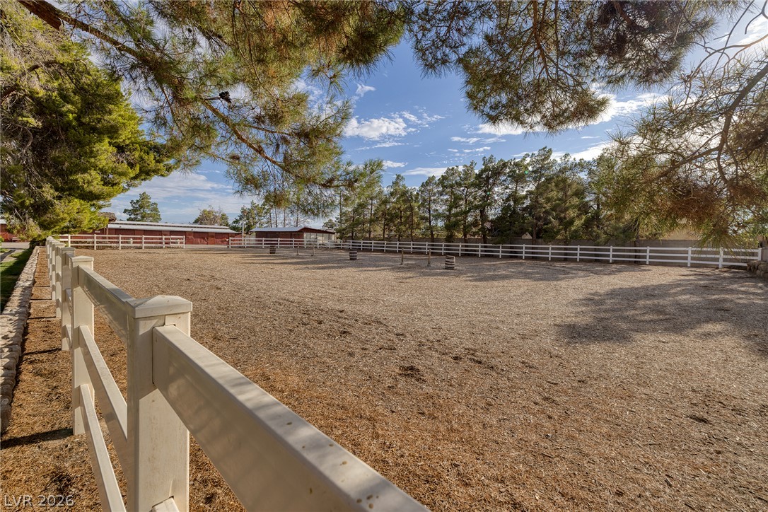 8213 Rancho Destino Road Property Photo 21
