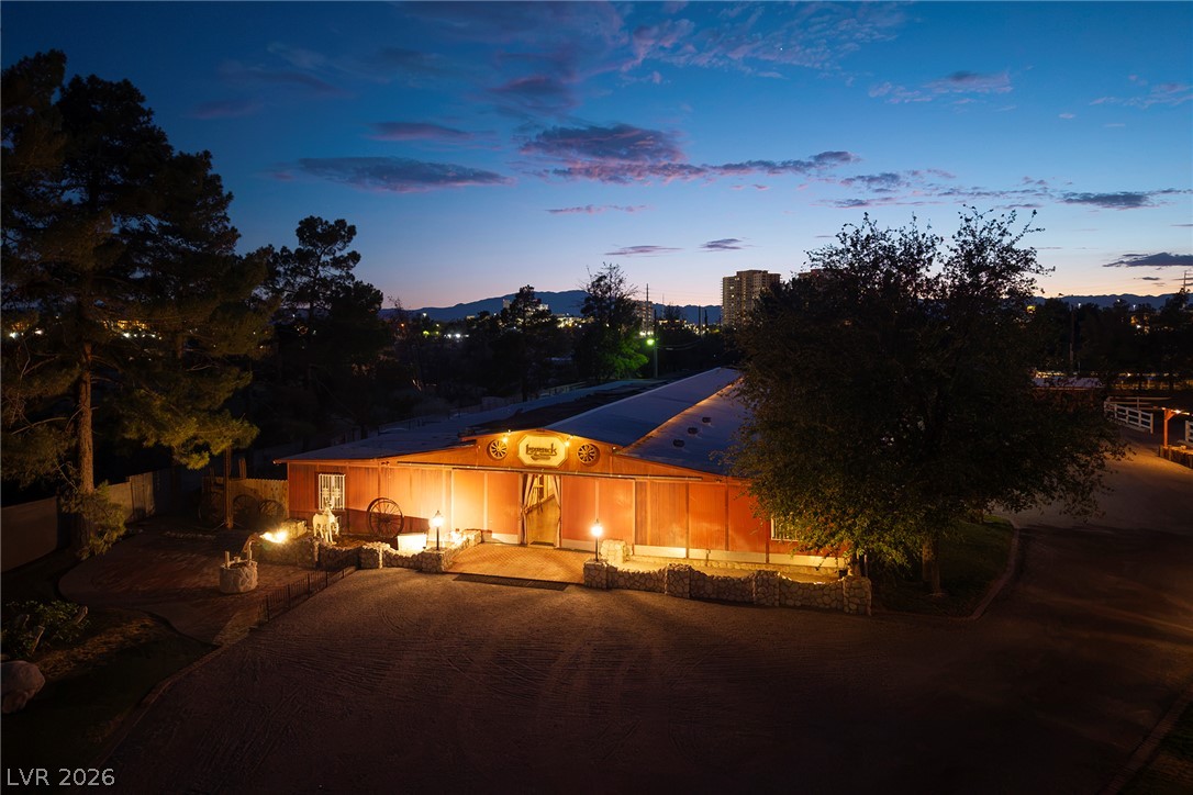 8213 Rancho Destino Road Property Photo 24