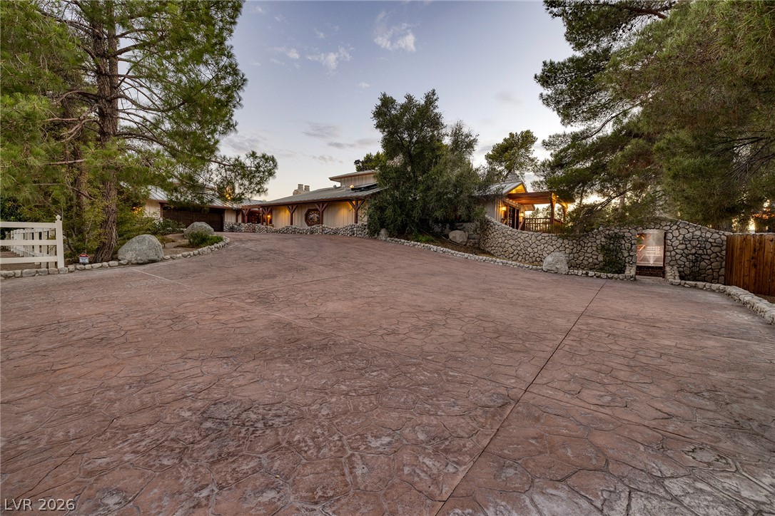 8213 Rancho Destino Road Property Photo 25