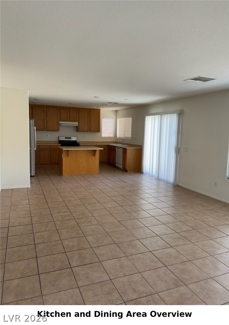 11556 Aruba Beach Avenue Property Photo 4