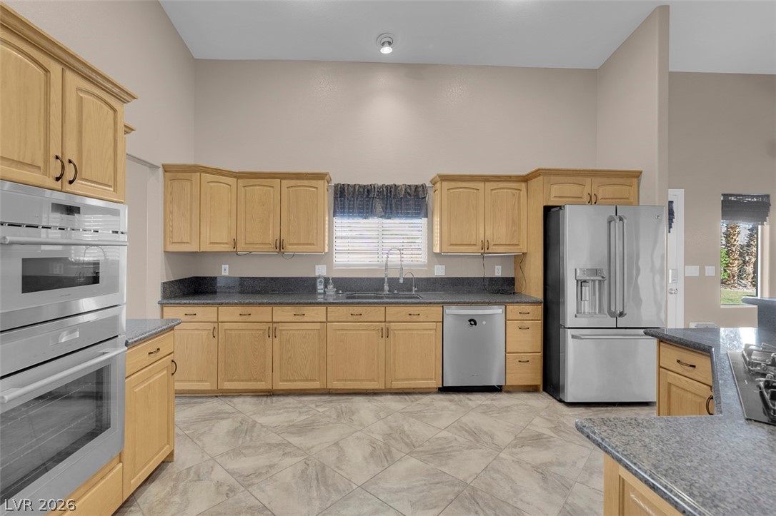 9415 Westwind Road Property Photo 18