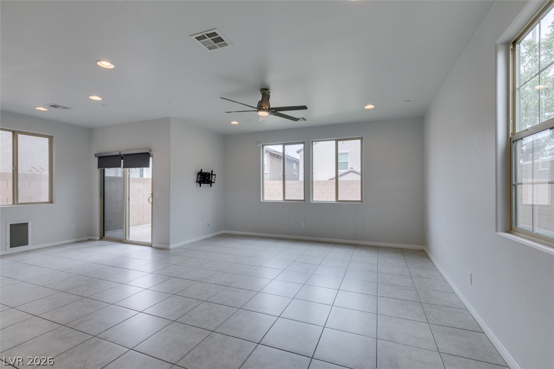 368 Badinerie Street Property Photo 3