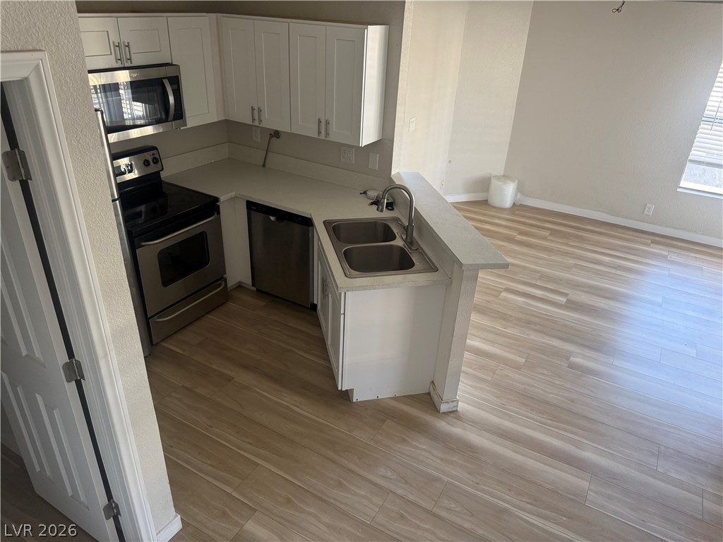 530 Elm Drive 201 Property Photo 4
