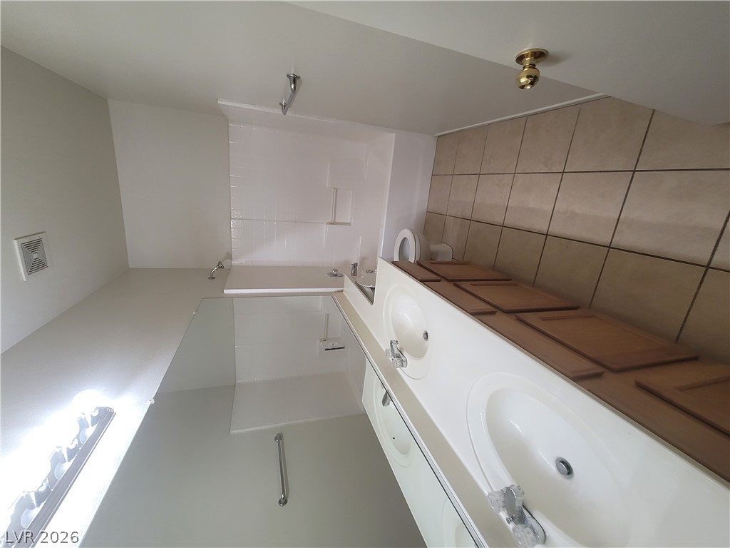 3119 Sentimental Court Property Photo 47