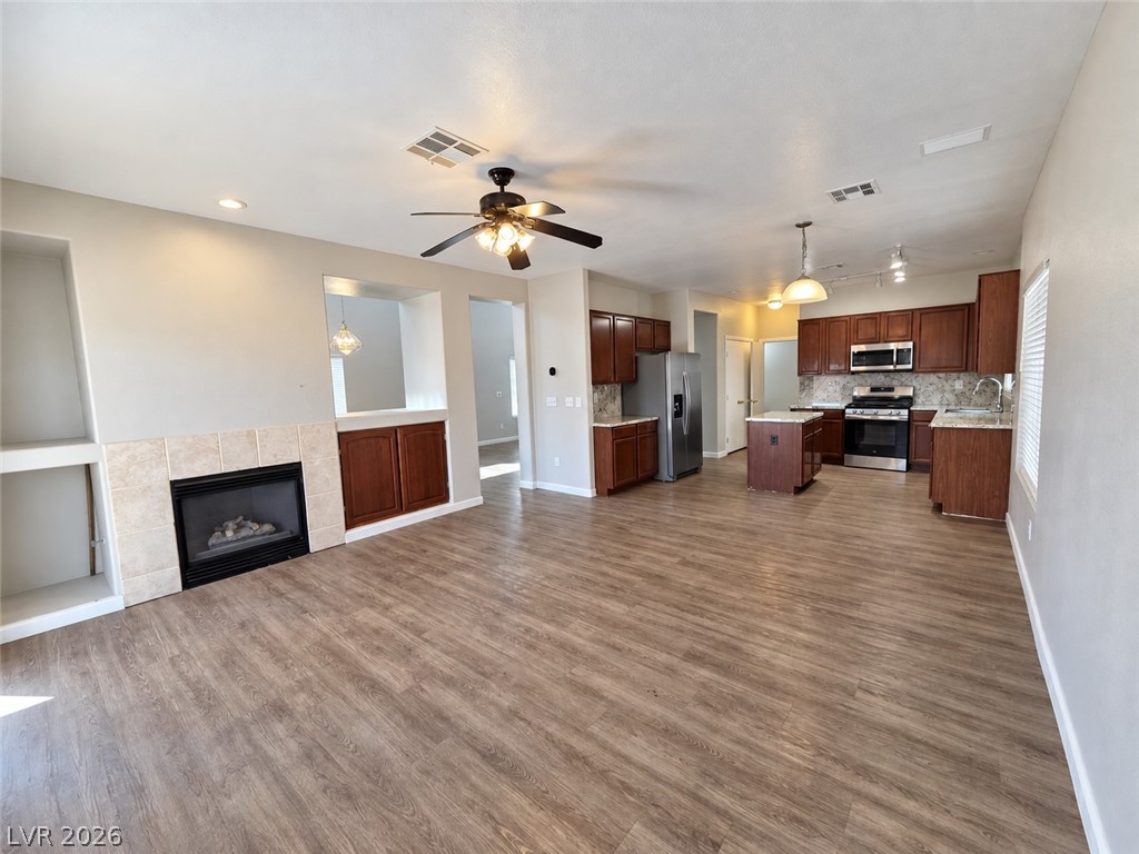 4520 Grand Rock Drive Property Photo 20