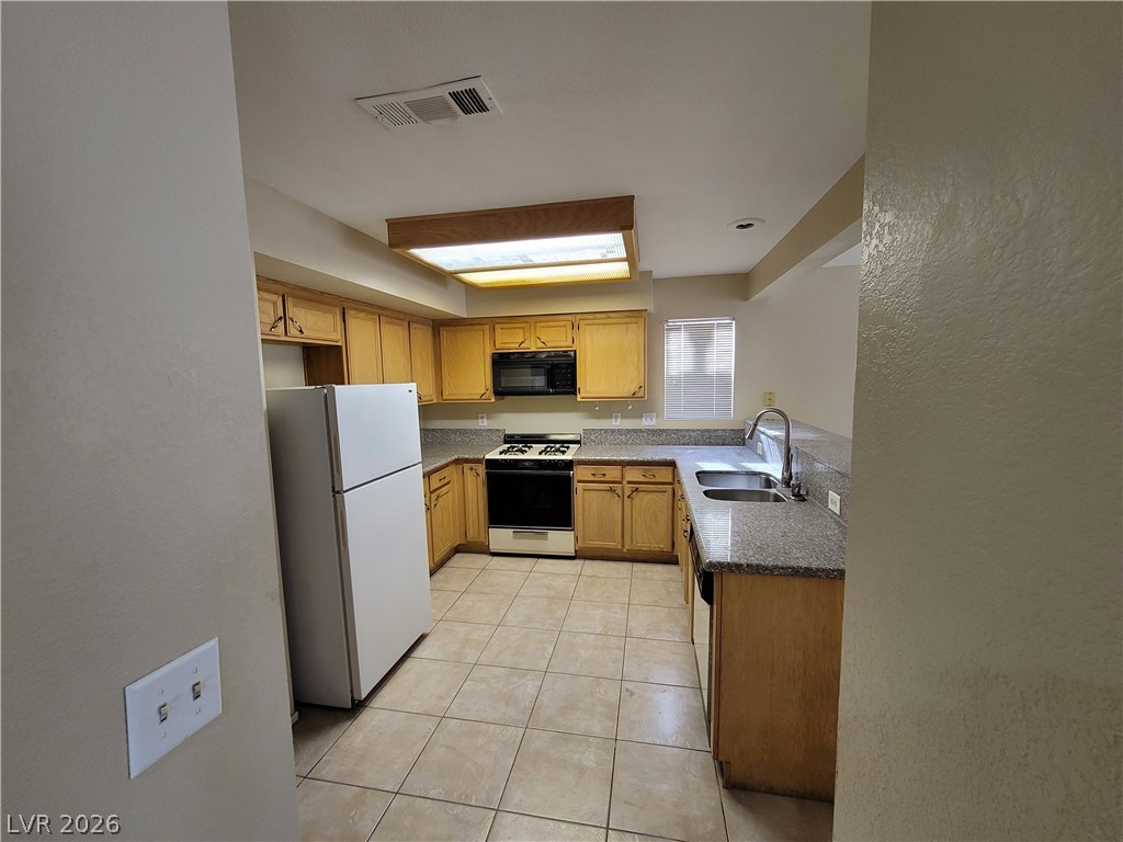 253 Buckskin Street Property Photo 7