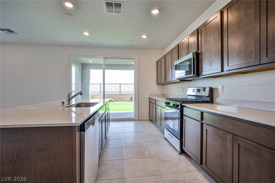 5620 Hill Spire Street Property Photo 23