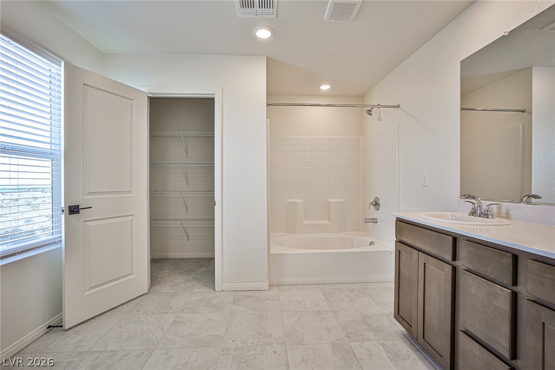 5620 Hill Spire Street Property Photo 55