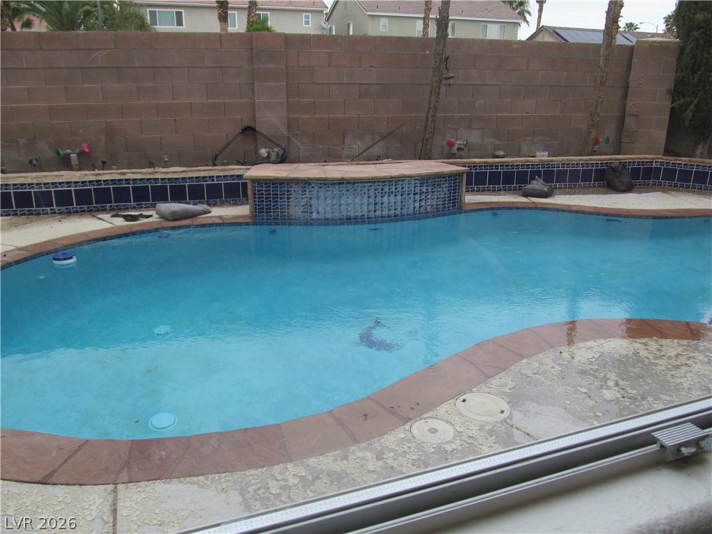 9600 Rainfall Avenue Property Photo 8