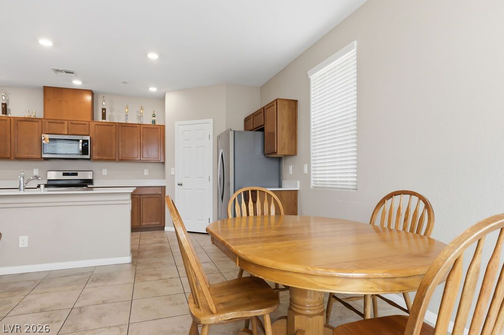 6812 Vacarez Drive Property Photo 15