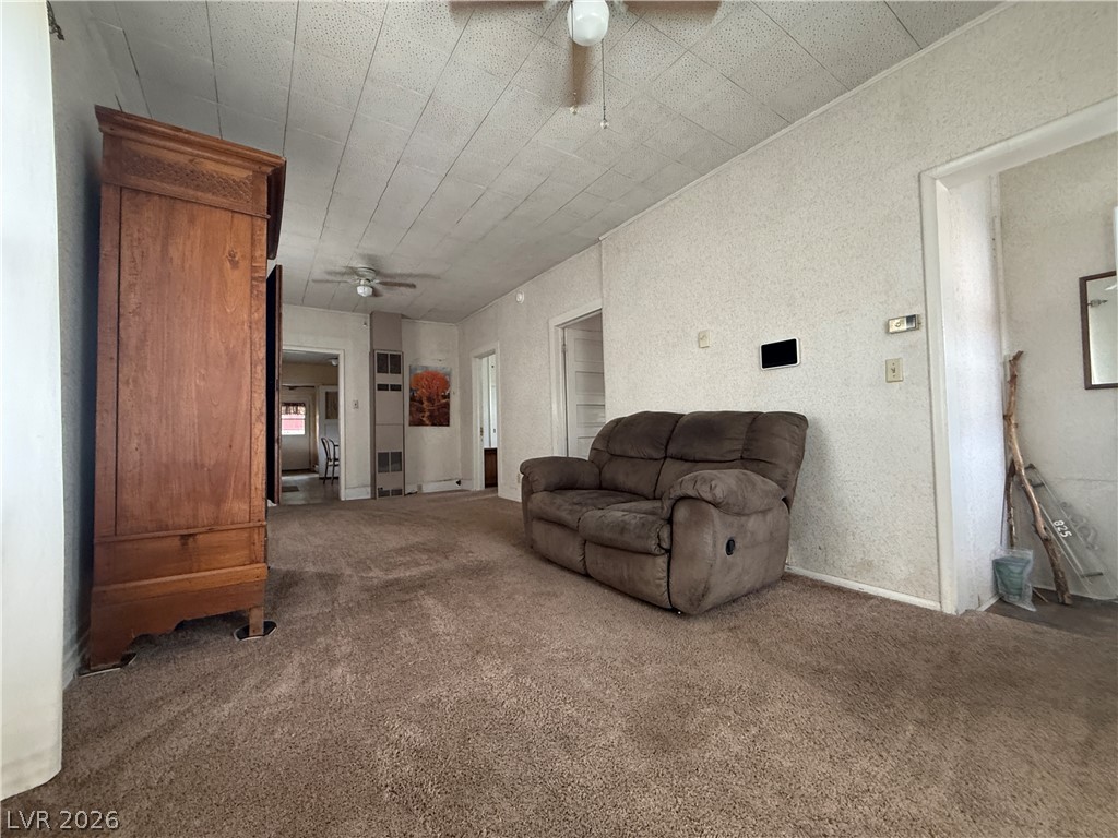 825 Canyon Street Property Photo 3