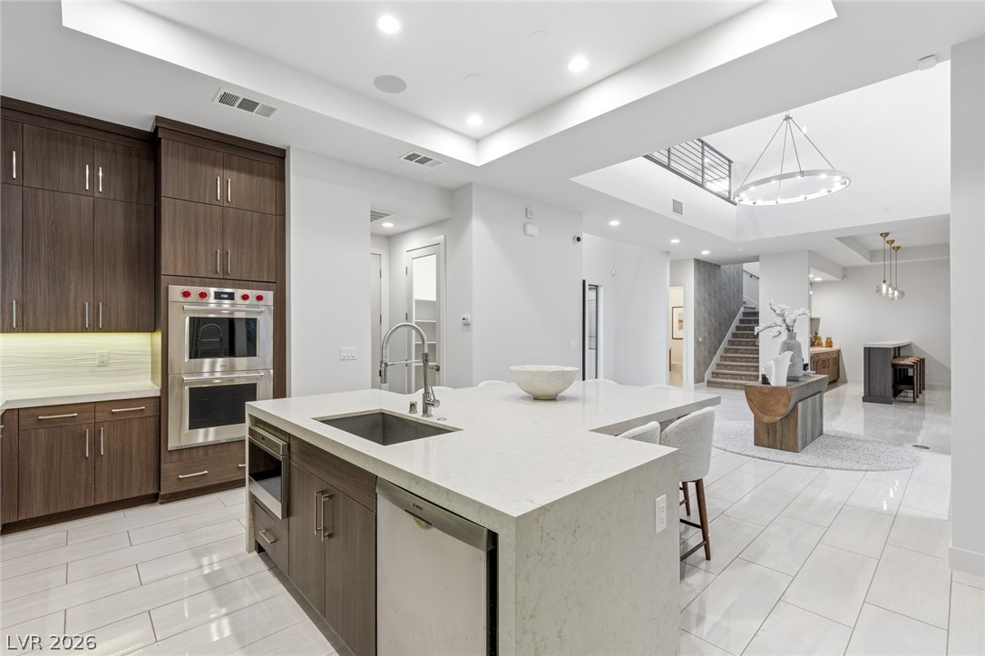 75 Pristine Glen Street Property Photo 13