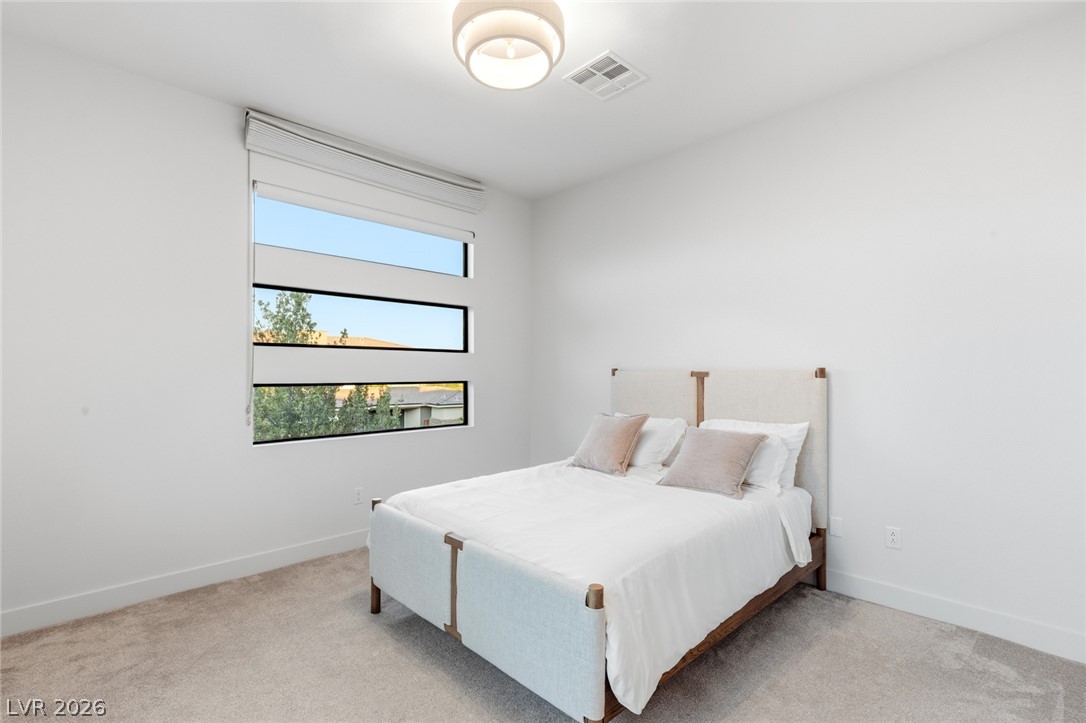 75 Pristine Glen Street Property Photo 37