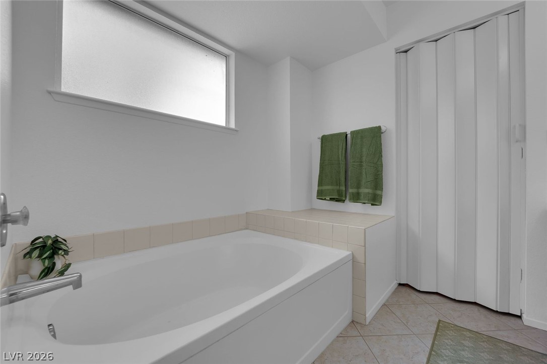 1816 Escondido Terrace Property Photo 31