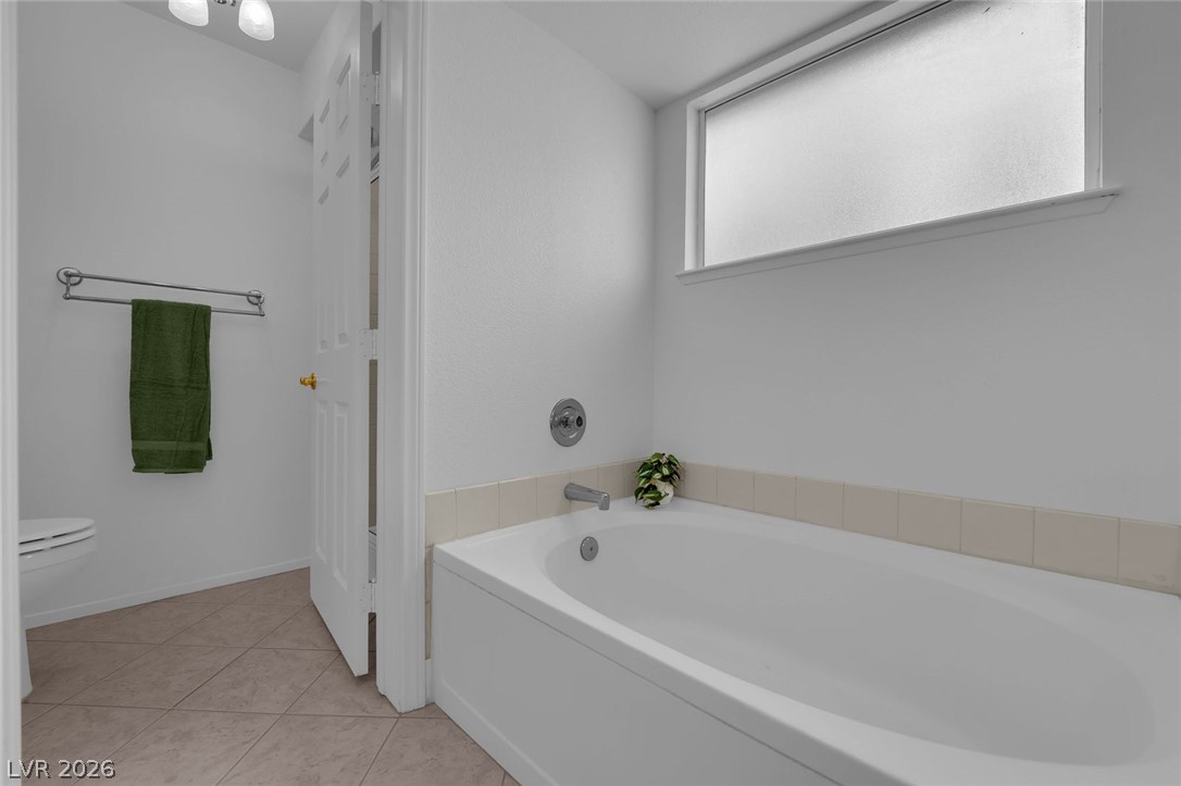 1816 Escondido Terrace Property Photo 32