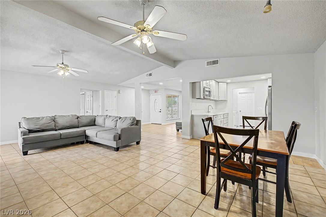 4000 Fortune Avenue Property Photo 10