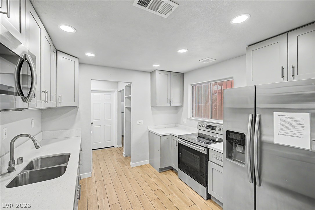 4000 Fortune Avenue Property Photo 14