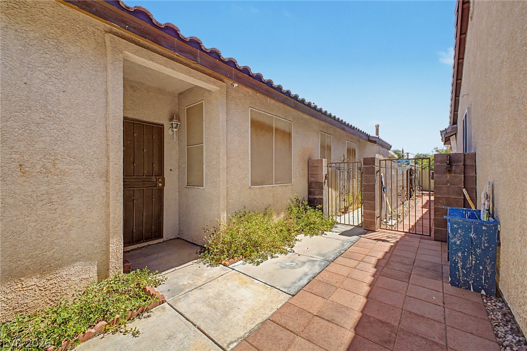 9194 Drifting Bay Street Property Photo 4