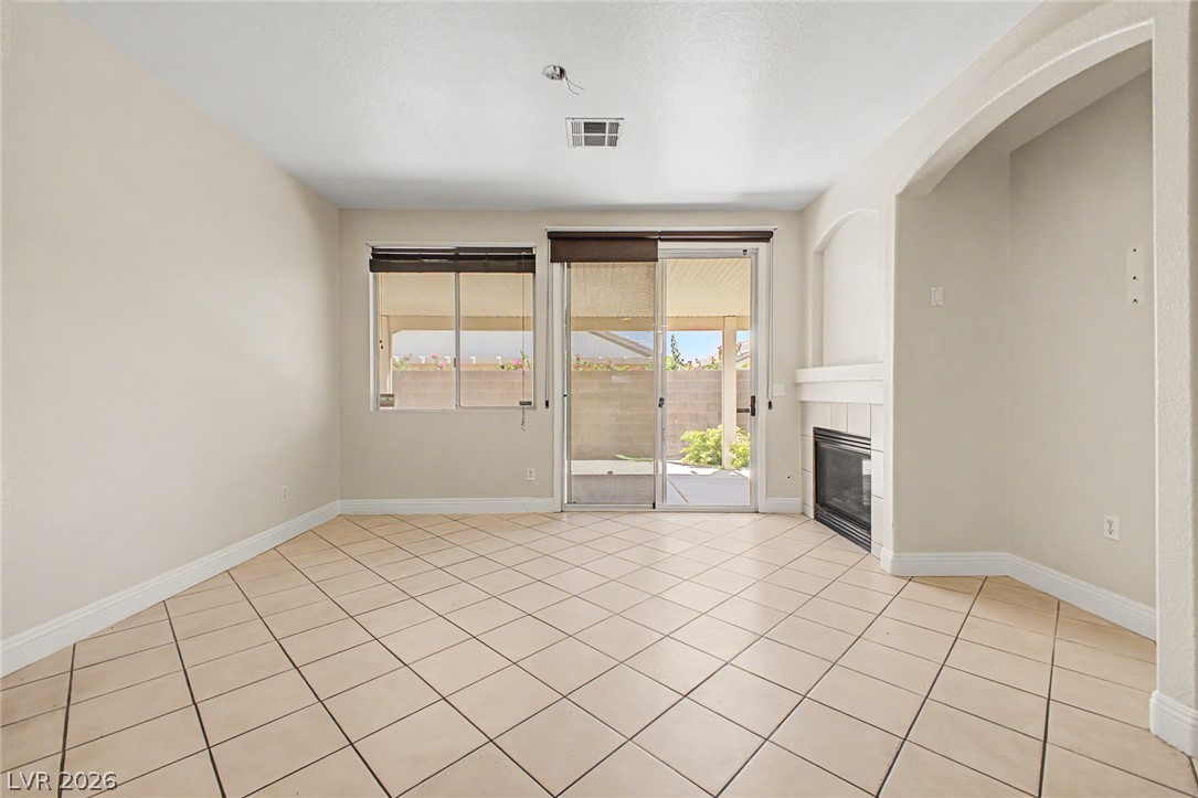 9194 Drifting Bay Street Property Photo 13