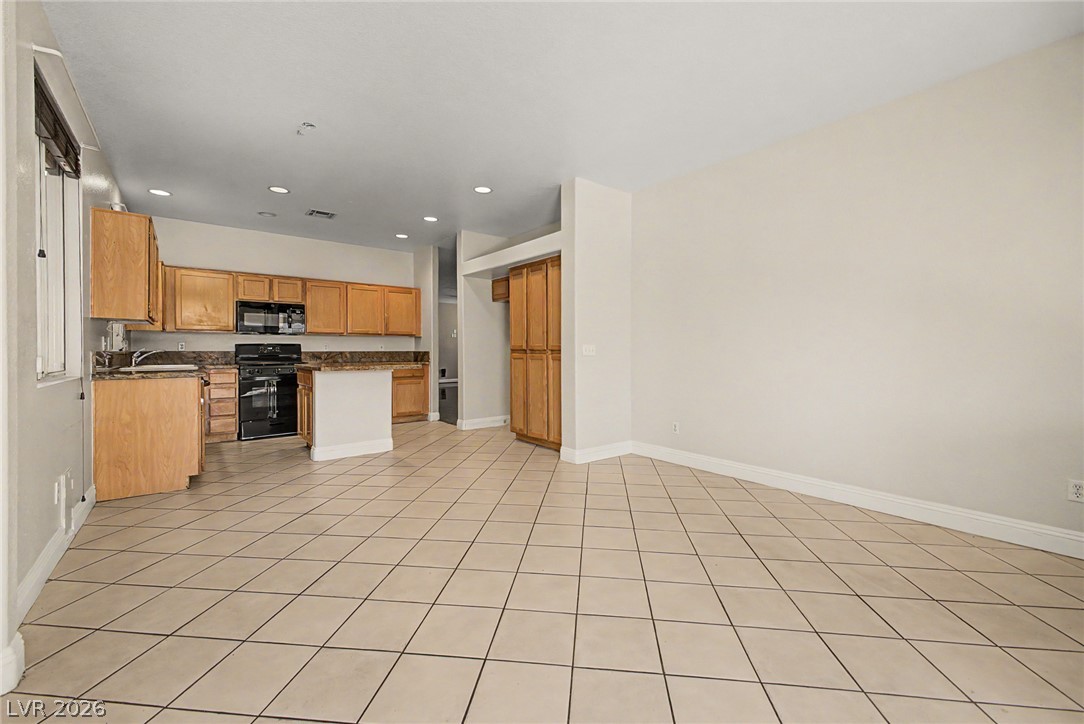 9194 Drifting Bay Street Property Photo 16