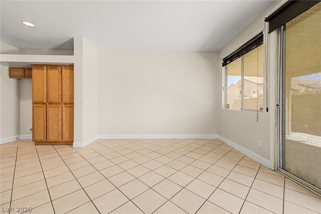 9194 Drifting Bay Street Property Photo 17