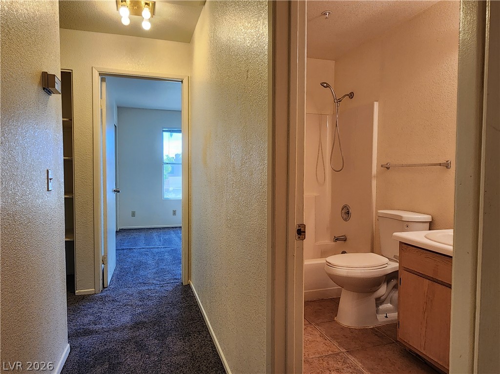 2004 Mesquite Lane 203 Property Photo 11