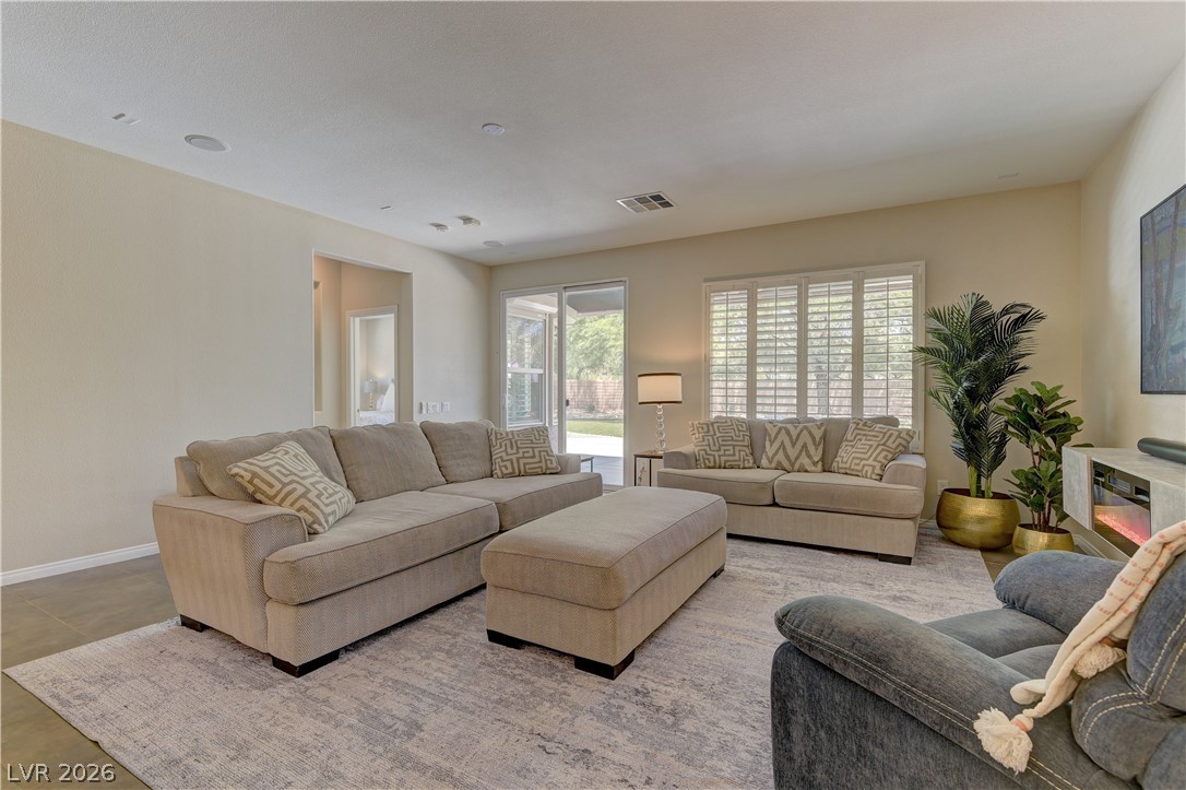 11258 Rising Ridge Avenue Property Photo 11