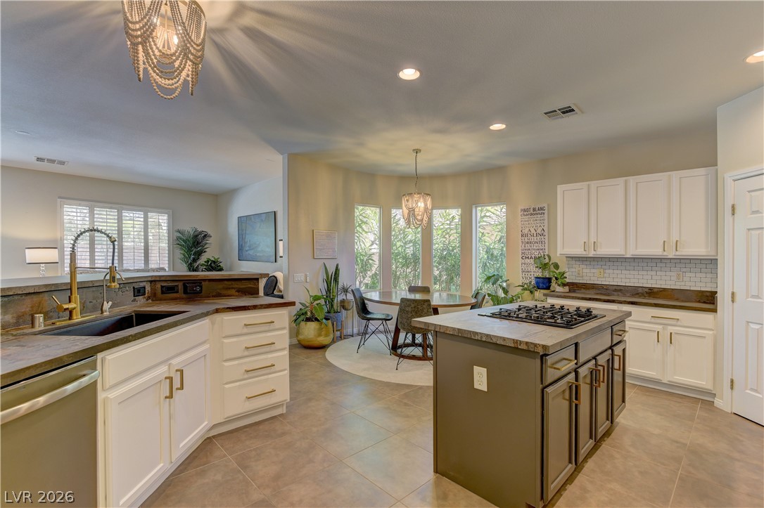 11258 Rising Ridge Avenue Property Photo 16