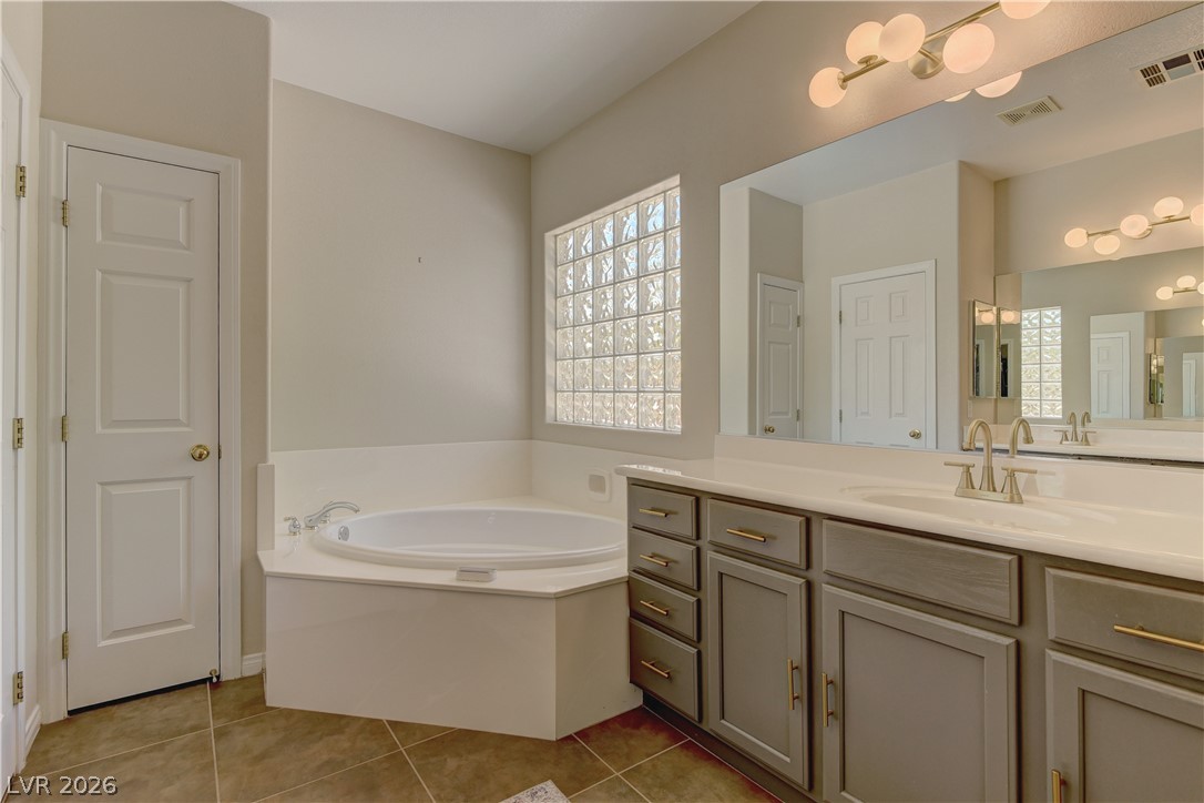 11258 Rising Ridge Avenue Property Photo 24
