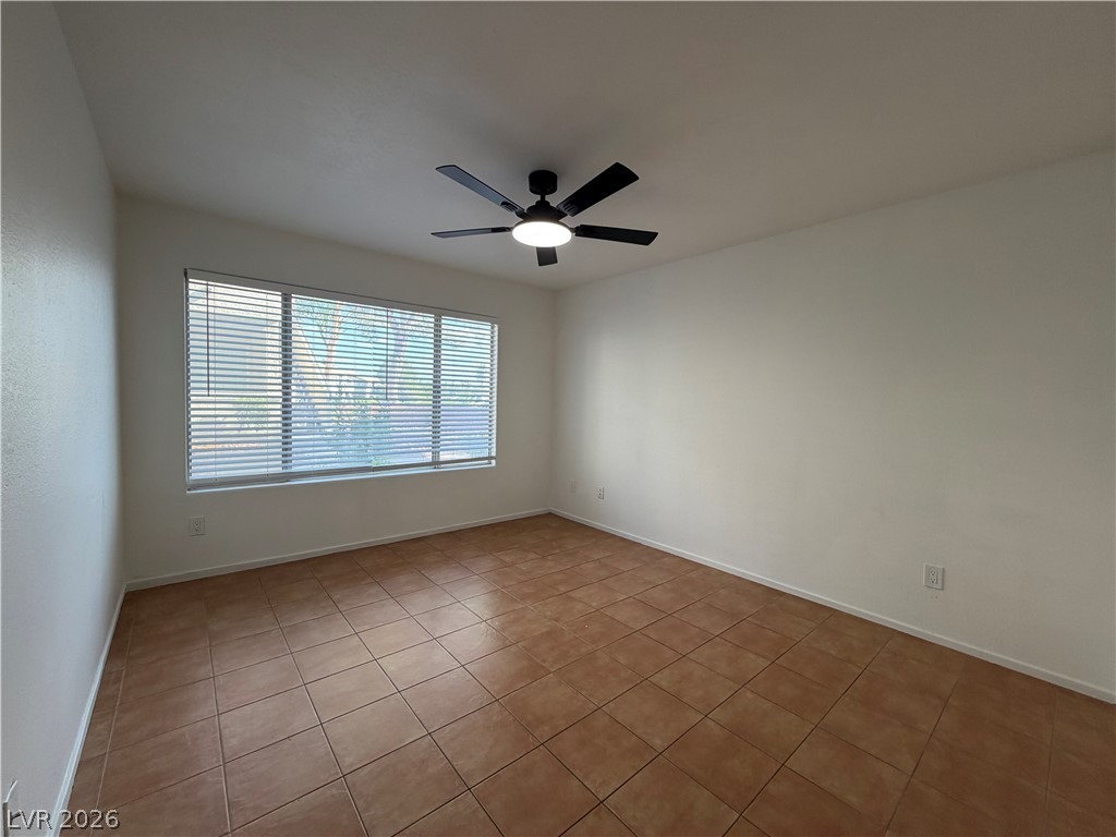 5229 Caspian Springs Drive 102 Property Photo 10