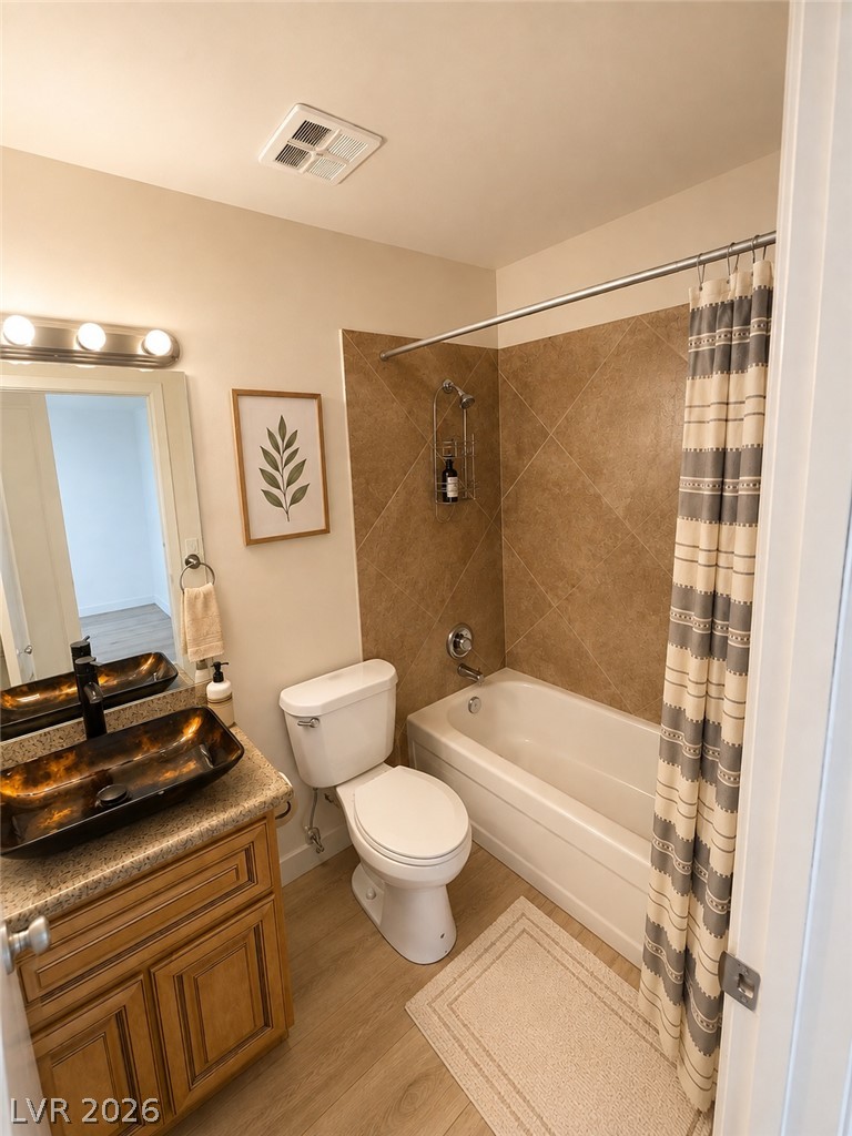 1467 Lorilyn Avenue 4 Property Photo 3