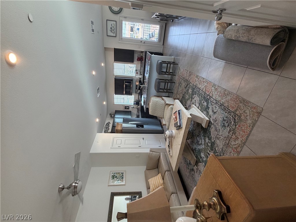 662 Foam Flower Lane Property Photo 18