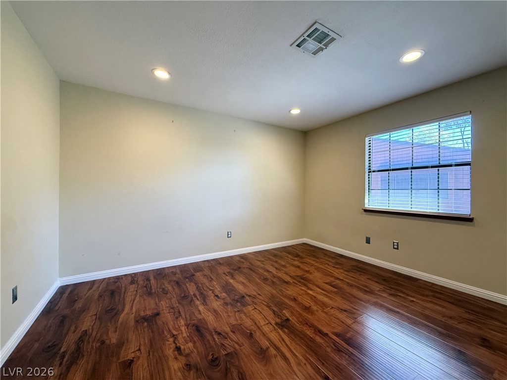 5923 Laredo Street Property Photo 30