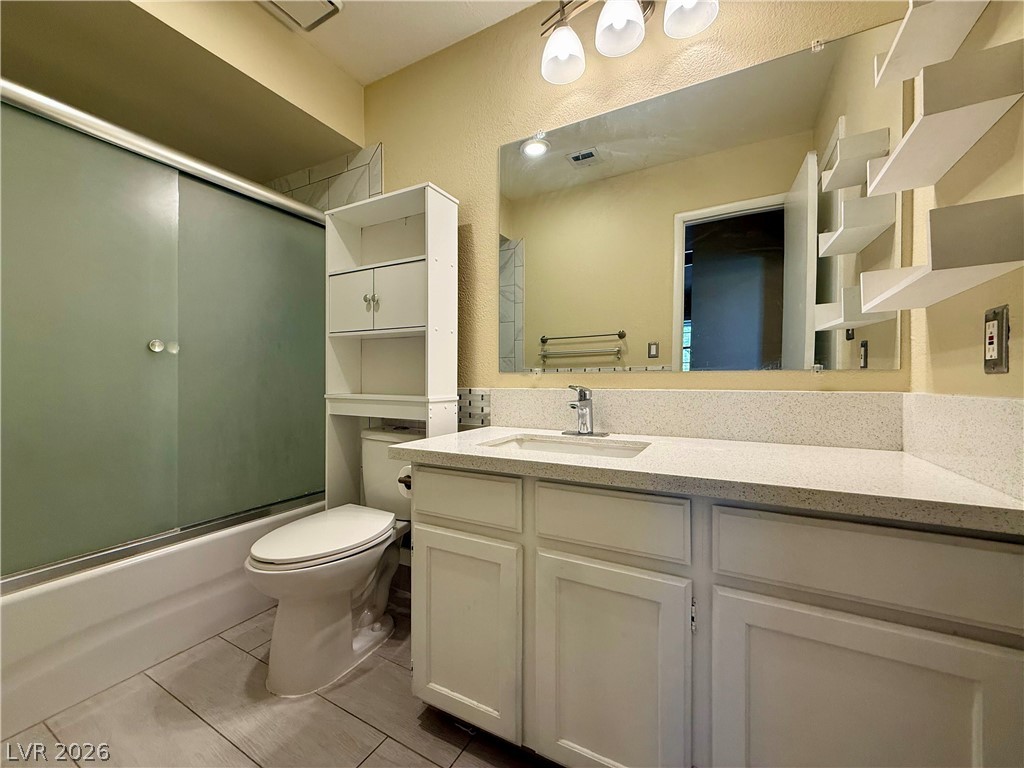 5923 Laredo Street Property Photo 36