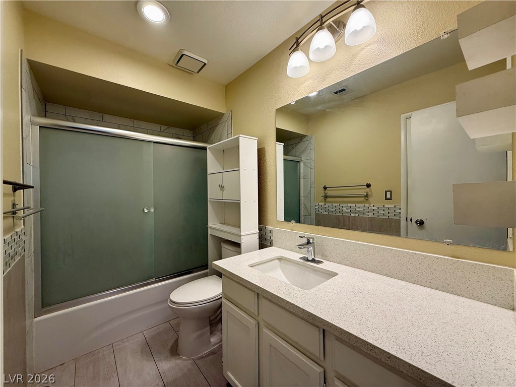 5923 Laredo Street Property Photo 44