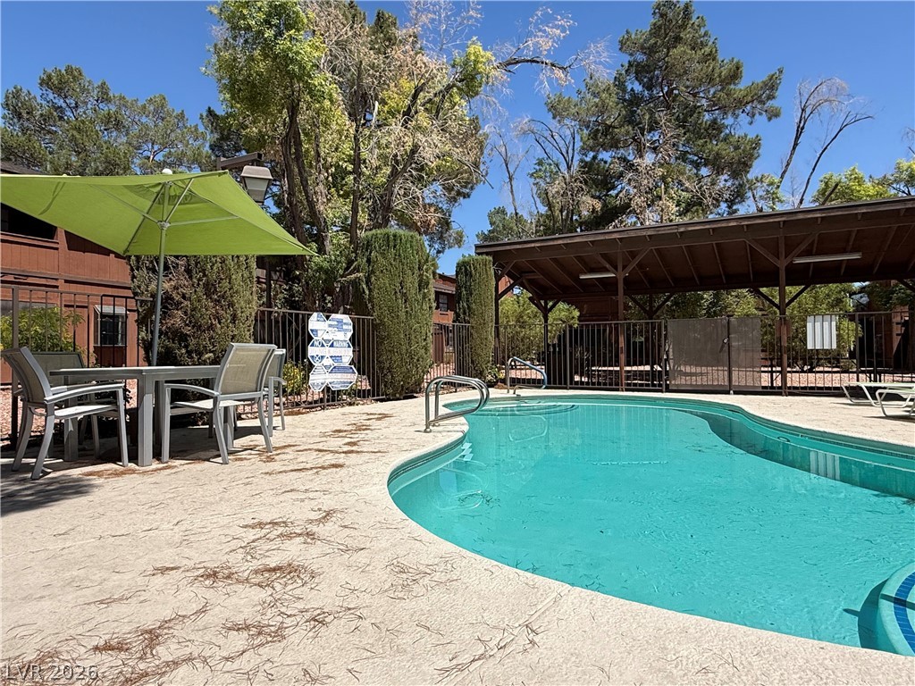 5923 Laredo Street Property Photo 49
