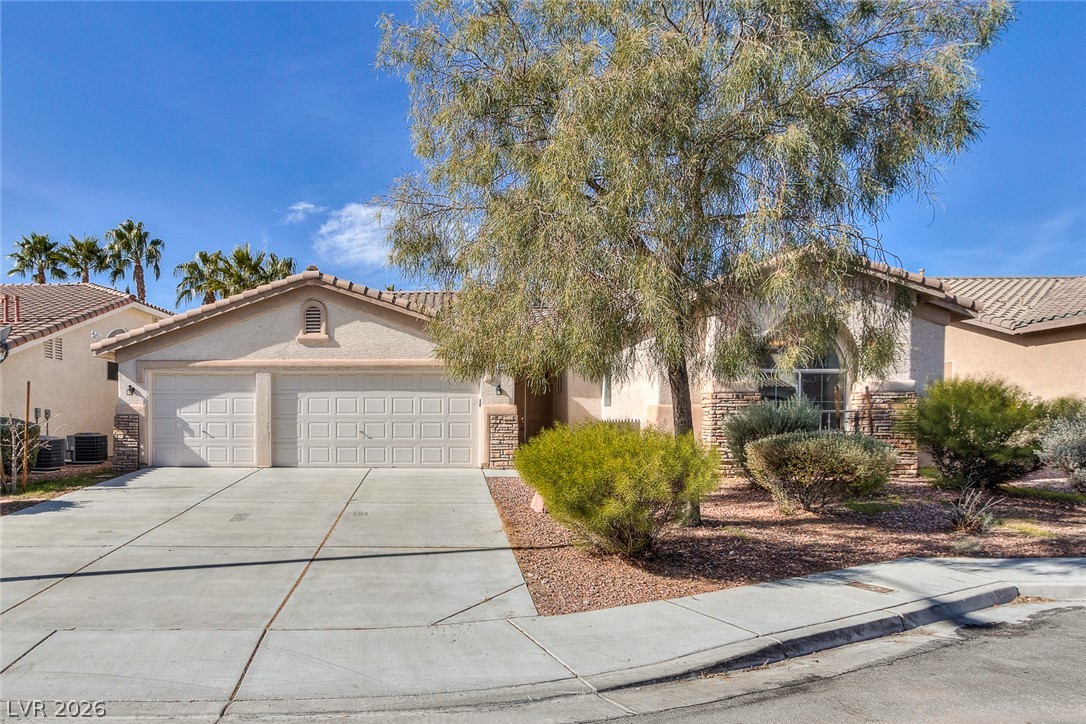 3131 Surf Spray Street Property Photo 1