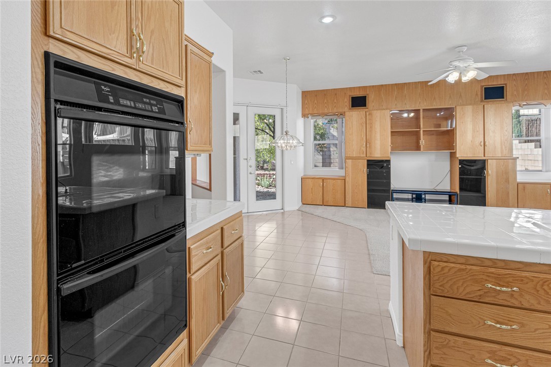 3131 Surf Spray Street Property Photo 16
