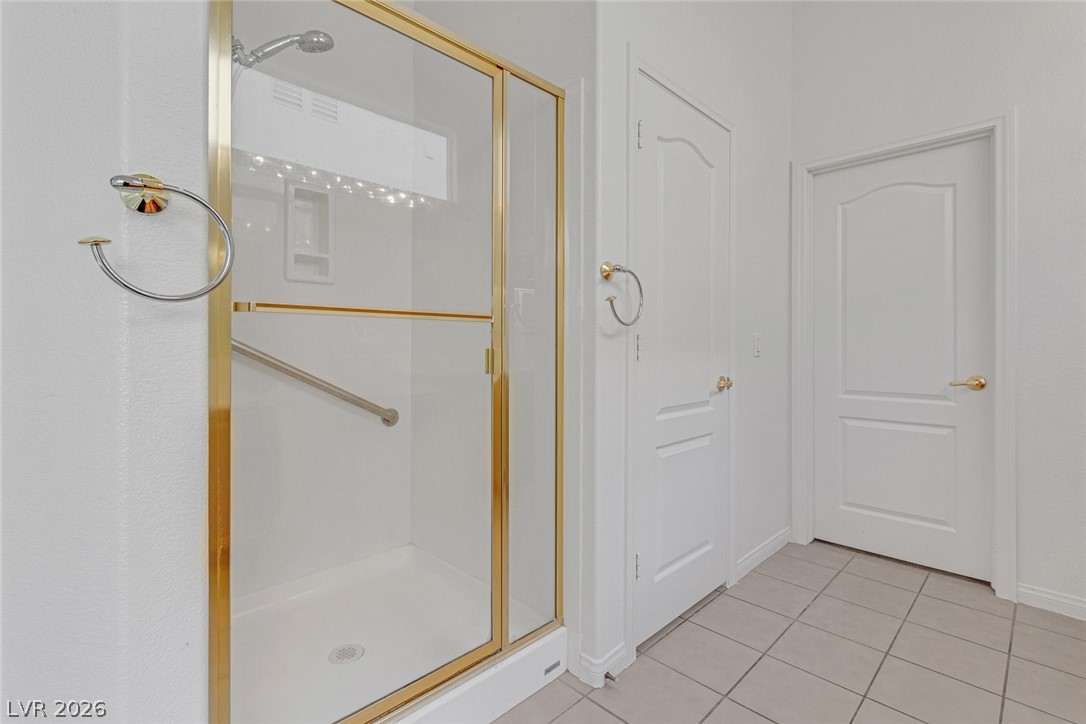3131 Surf Spray Street Property Photo 37