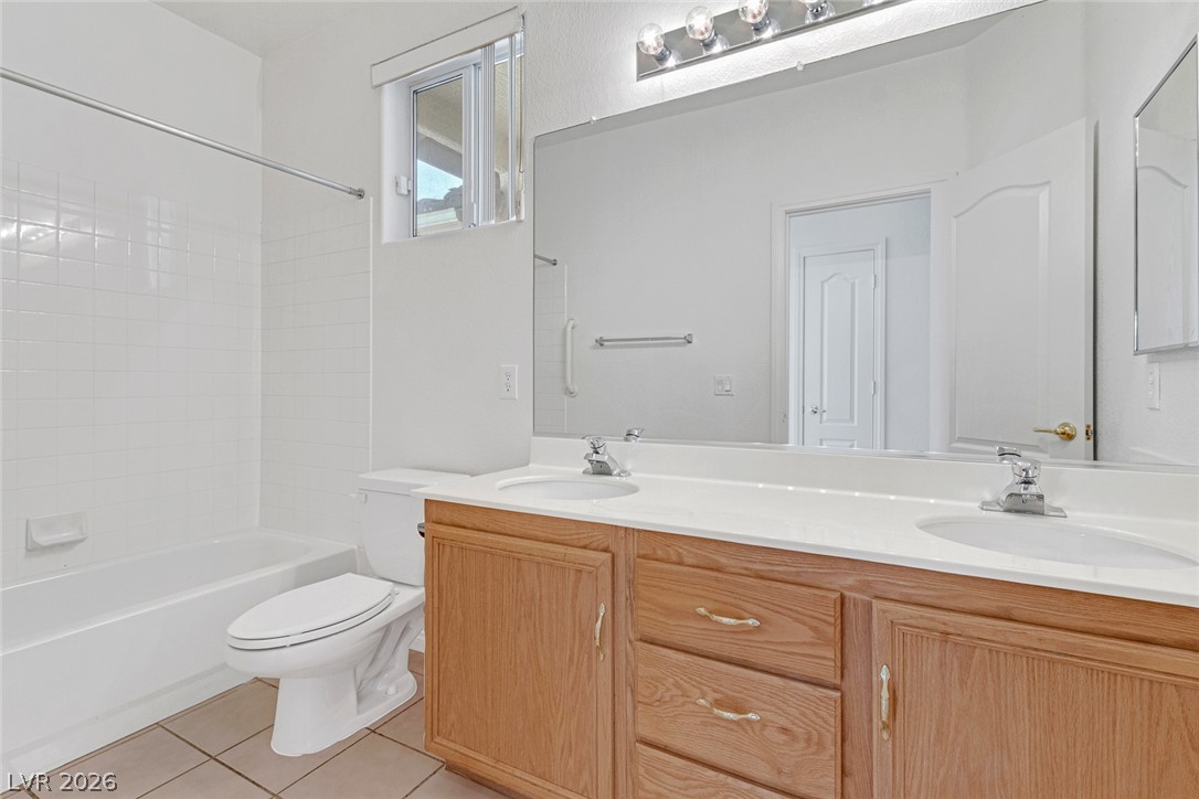 3131 Surf Spray Street Property Photo 43