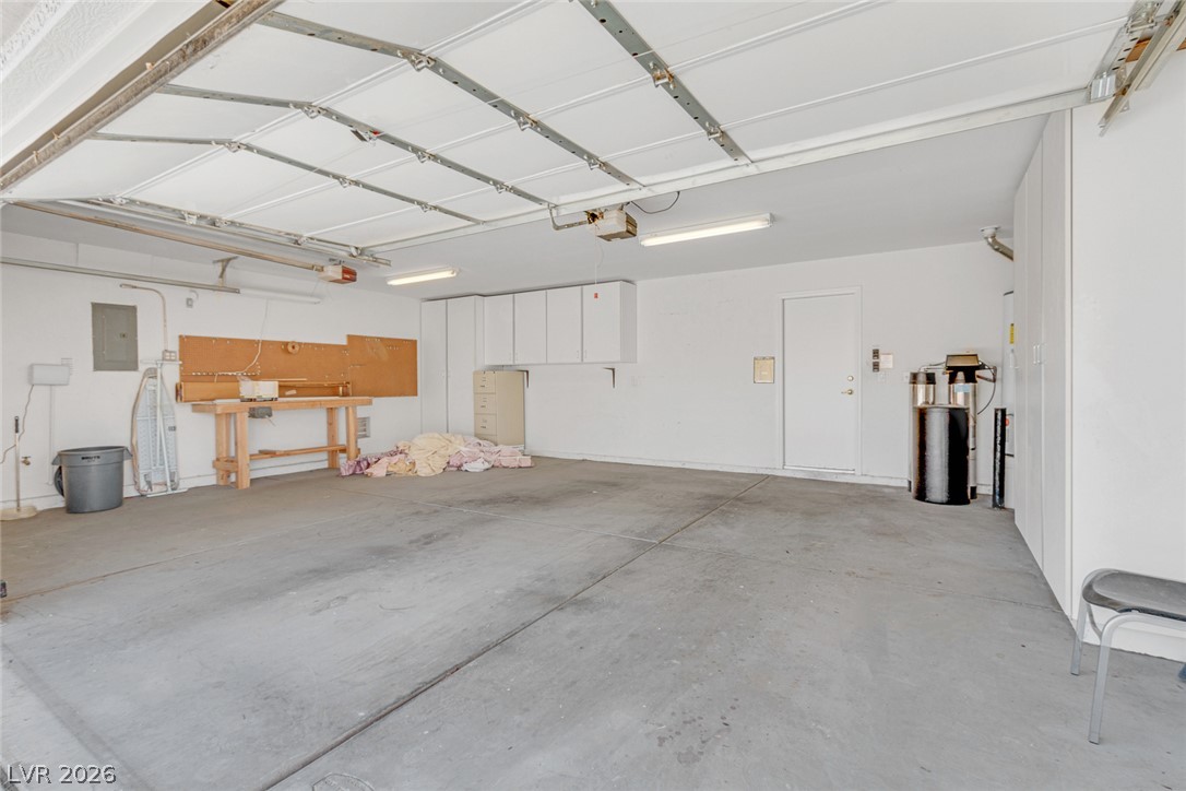 3131 Surf Spray Street Property Photo 47