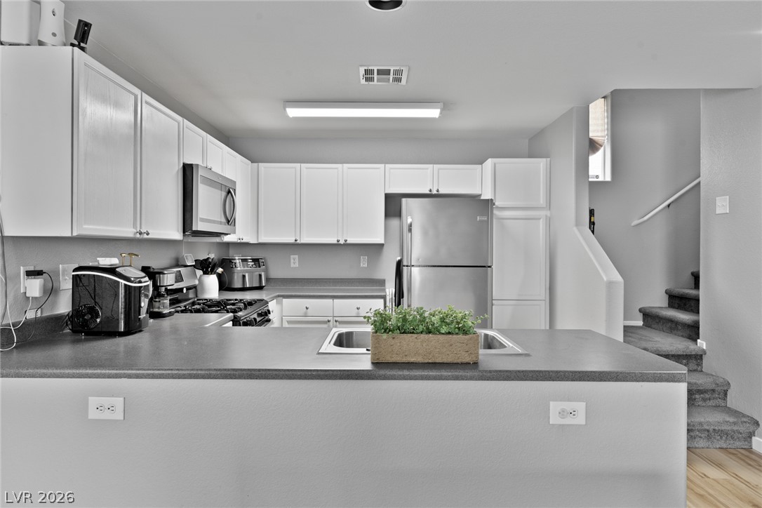 9052 Tailor Made Avenue Property Photo 13